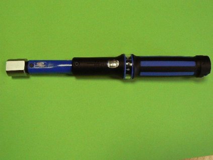 nastrcny-momentovy-klic-se-stupnici-ks-tools-516.1622